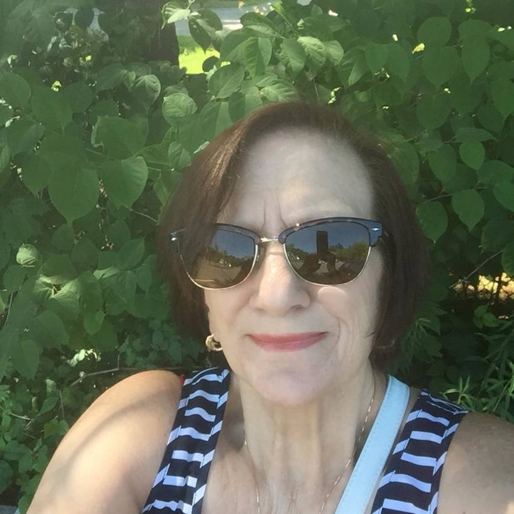 Meet your Posher, Pamela